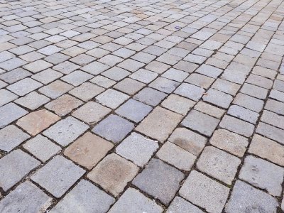 Mycie ciśnieniowe Mycie ciśnieniowe kostki brukowej RYGO